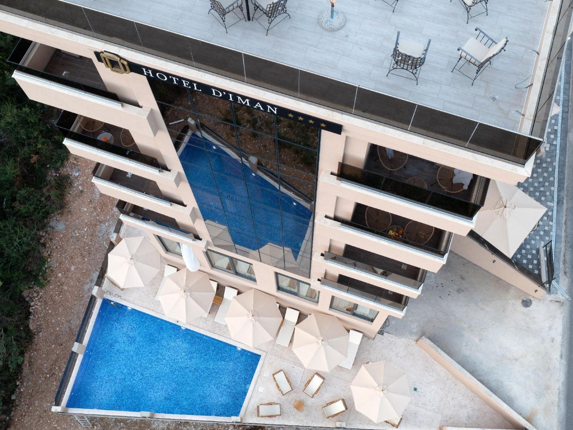Hotel Diman Добра вода Екстериор снимка