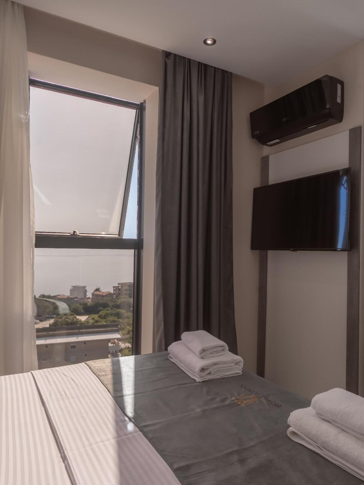 Hotel Diman Добра вода Стая снимка